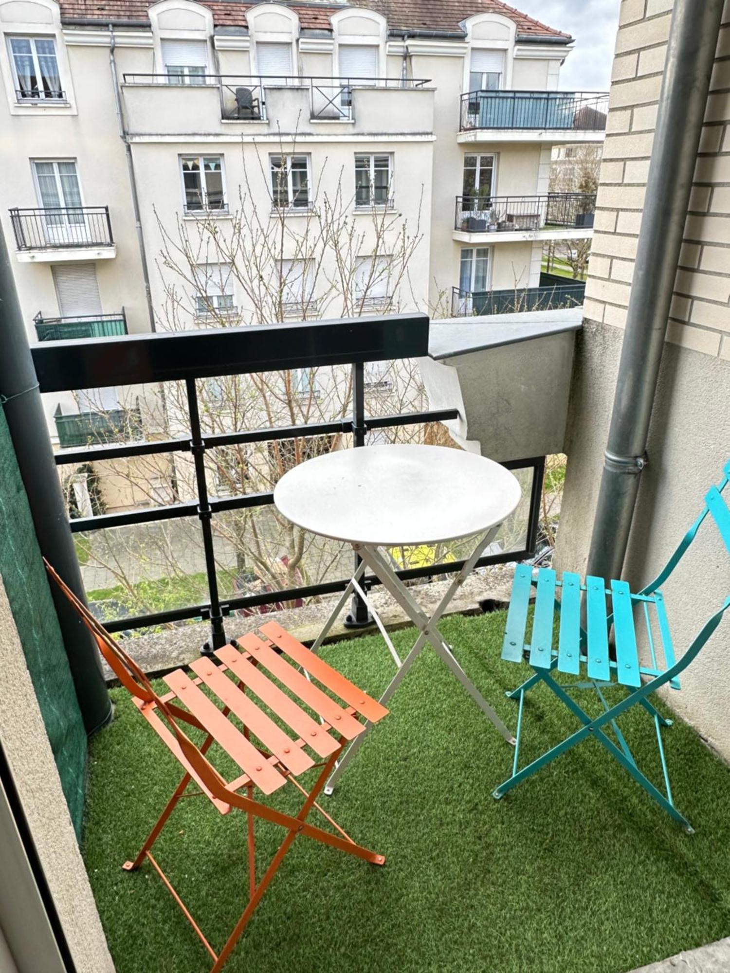 Appartement Jade Centre 10min Bussy-Saint-Georges